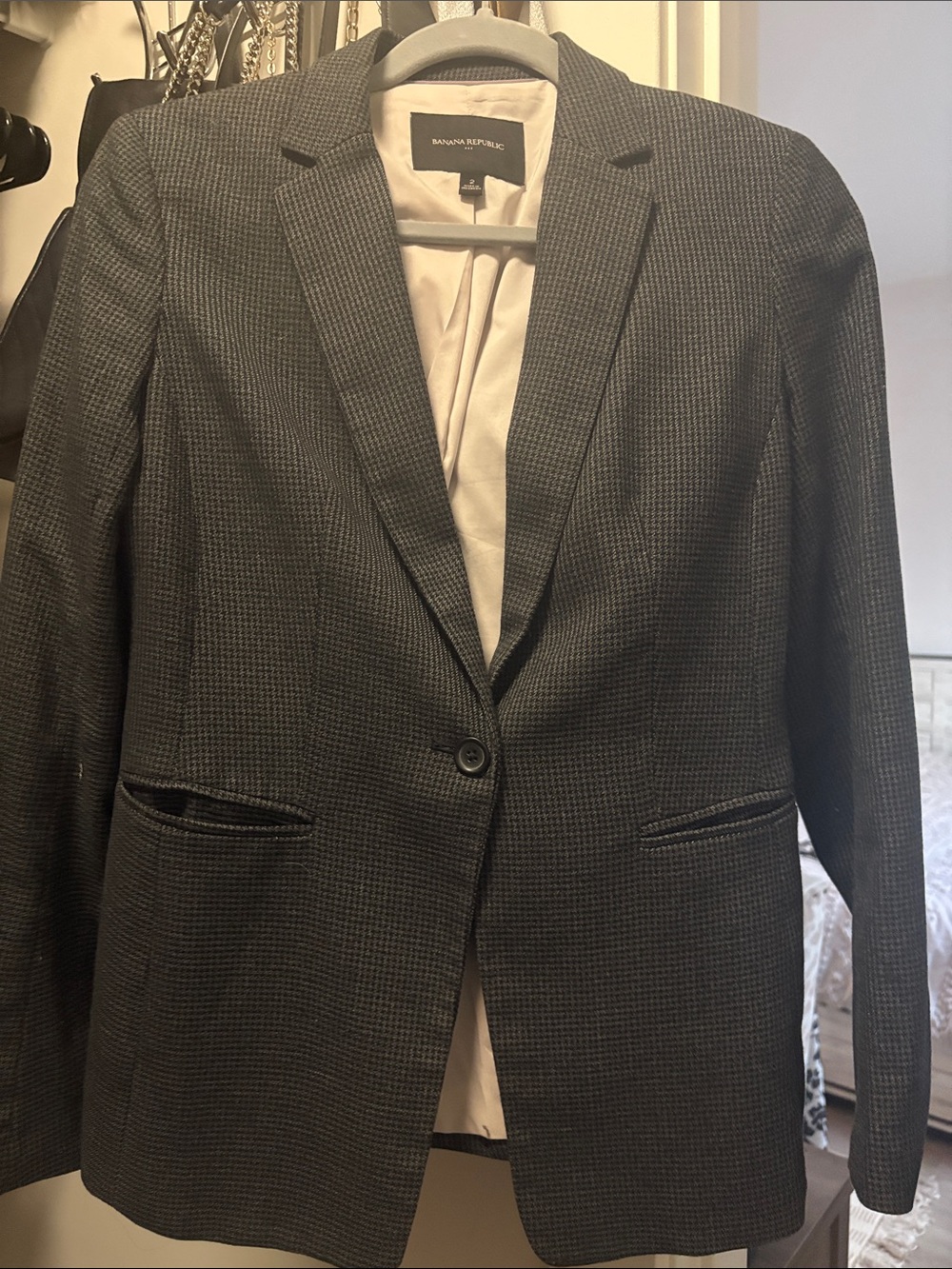 Banana Republic Ryan tailored fit houndstooth women’s blazer